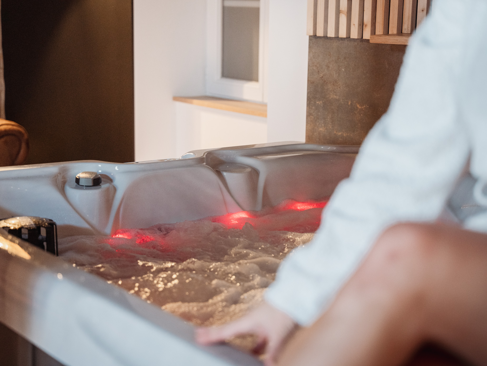 Modèle – Jacuzzi-14 – Copie